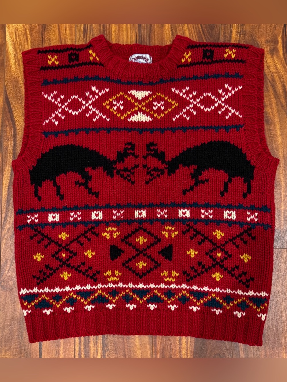 Cambridge Dry Goods 100% wool knit vest estimated size medium
